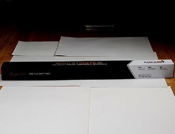 十分に贅沢によって着色される波形を付けられた郵送箱は長くオフセット印刷を大きさで分類します